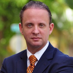 Daniel Lenghea - Romanian lawyer in North Miami Beach FL